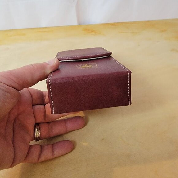 Diamond Crown Cigar Carrying Case - 3 Cigar Capacity - Picture 9 of 12